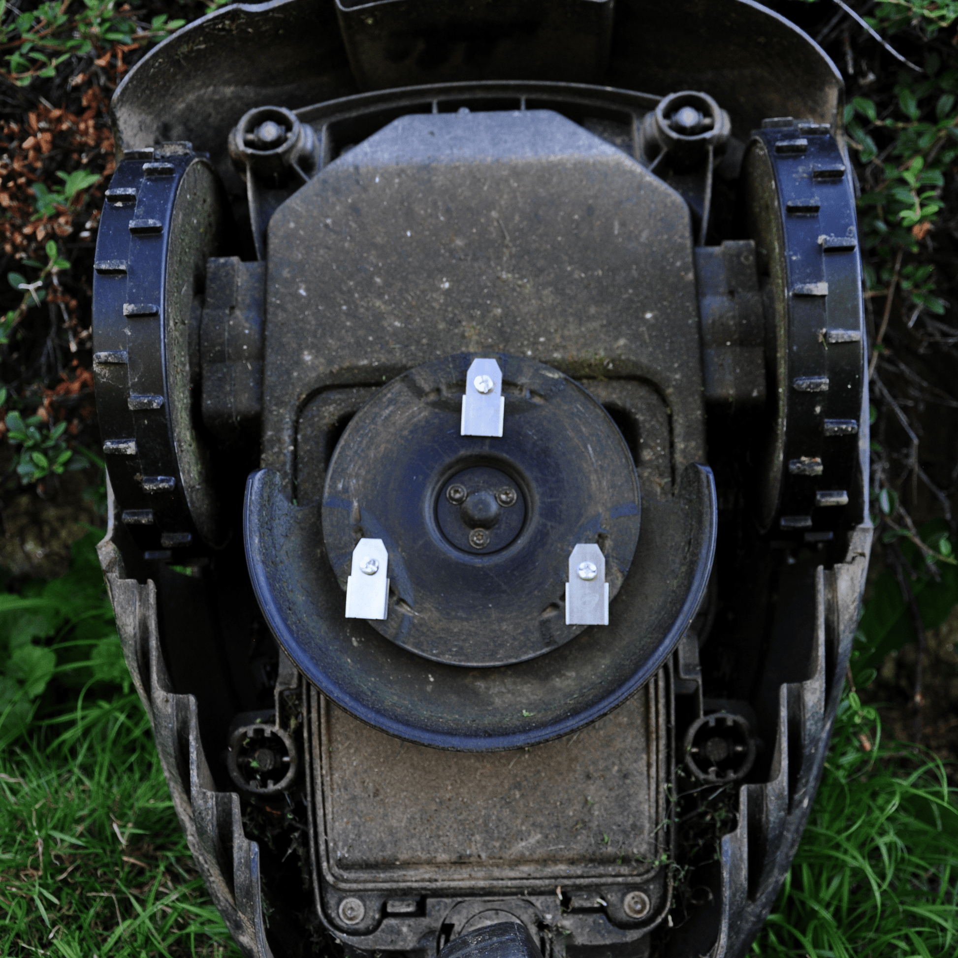 Ersatzklingen für Husqvarna Automower, Gardena & McCulloch Mähroboter - Exact Designs