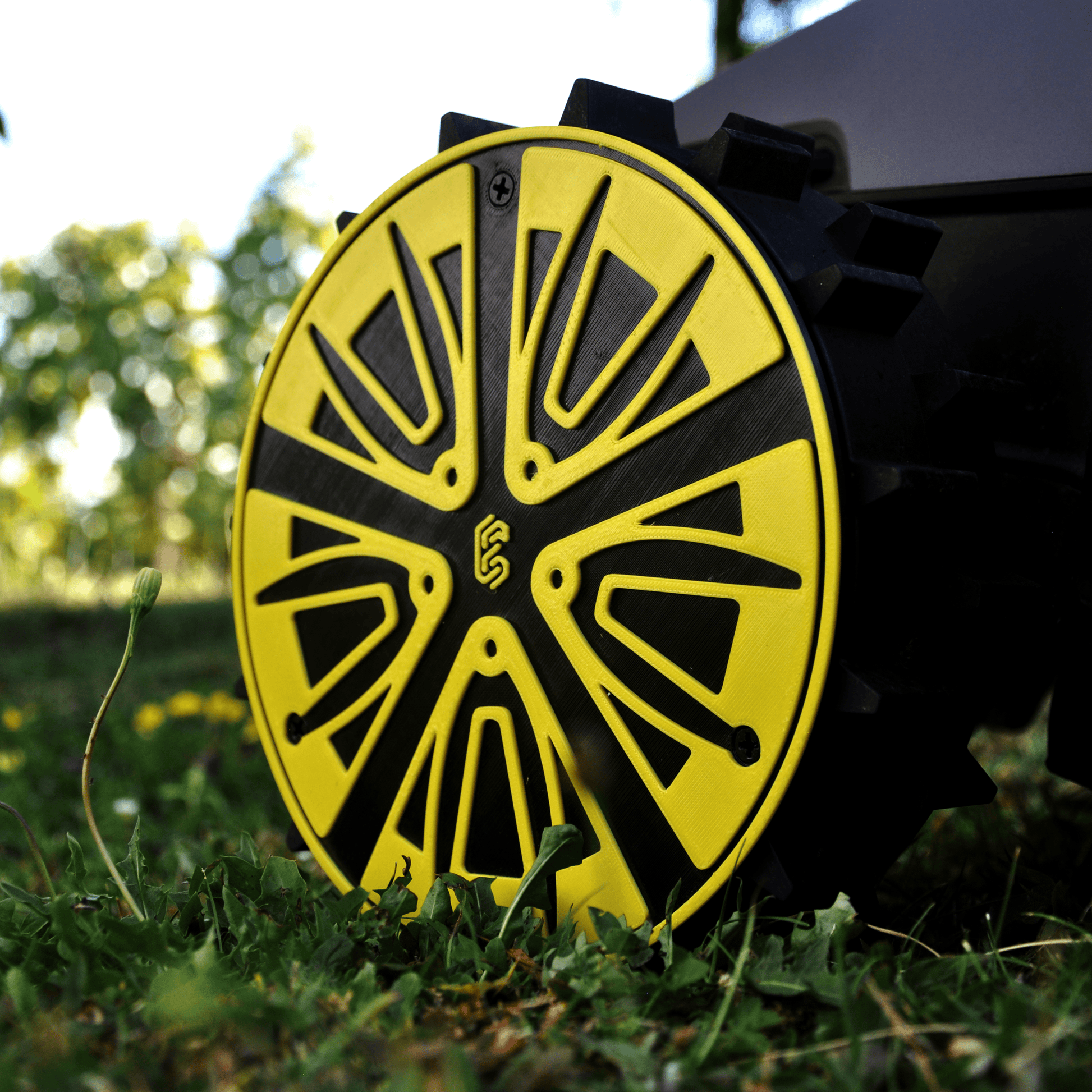 Mammotion Yuka Mini – Radabdeckung im sportlichen Stil - Exact Designs